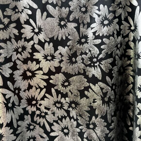 Vintage Shiny Trimmings Plus Silver & Black Flower Tank Top Size 22W - Picture 5 of 7